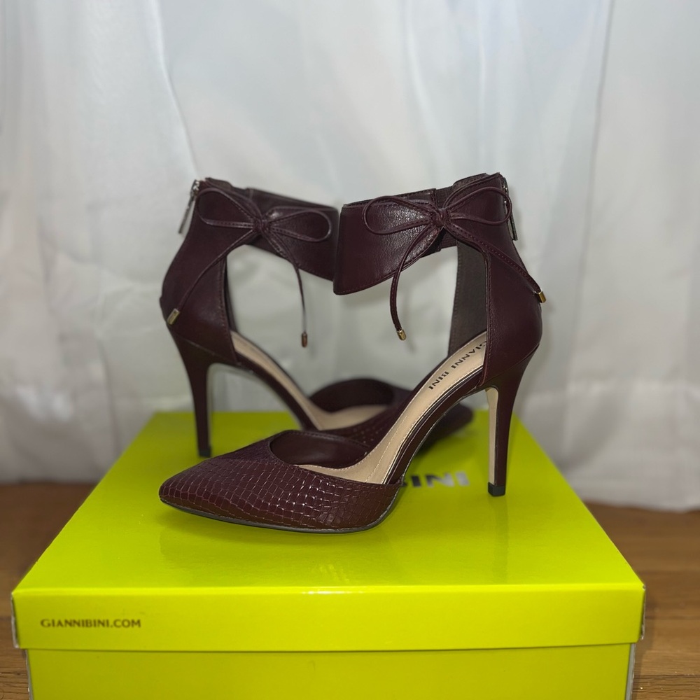 Gianni Bini Burgundy Ankle Strap Heels